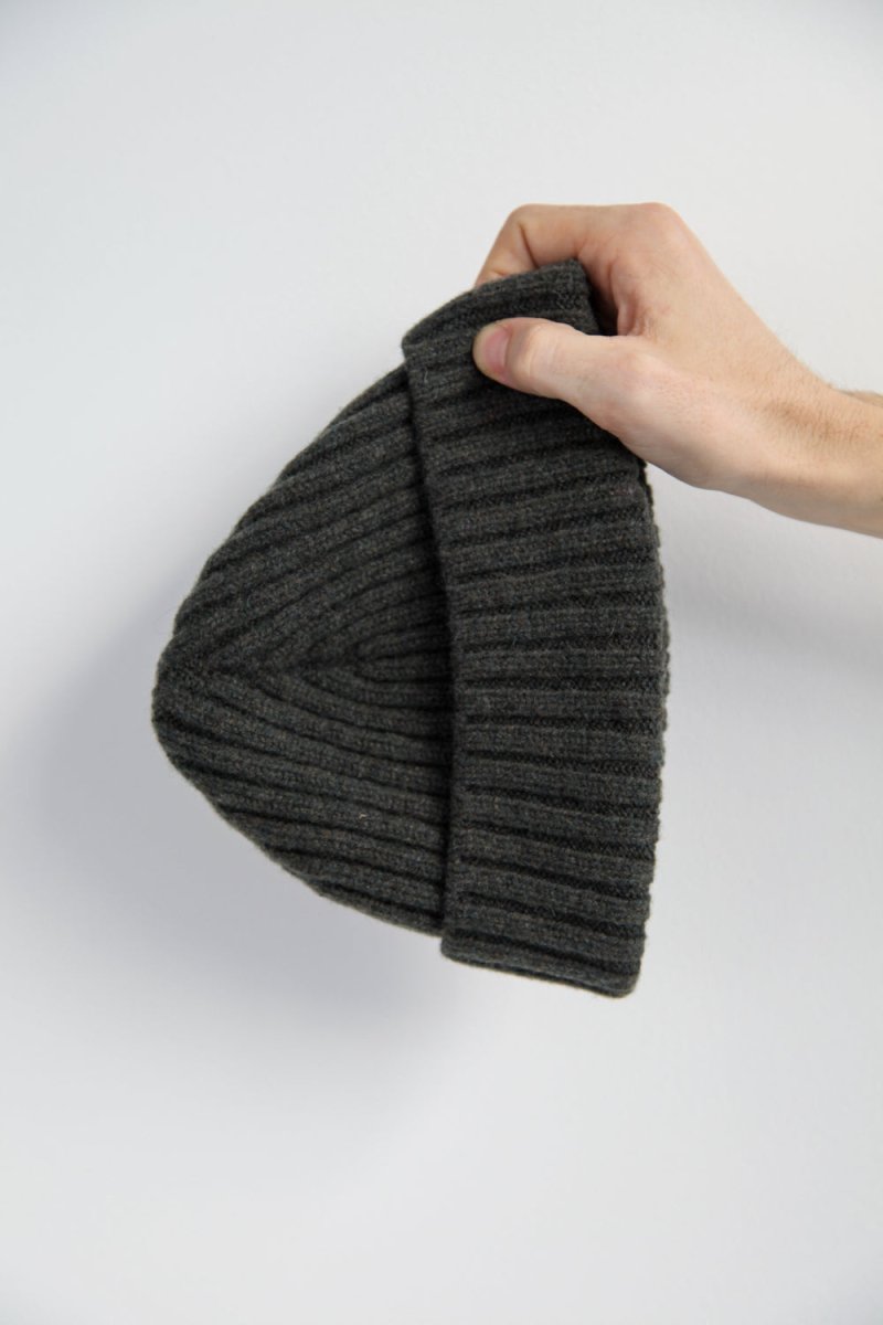 Half Dozen Super-Soft Lambswool Fisherman Beanie (Seaweed Green) | Hats