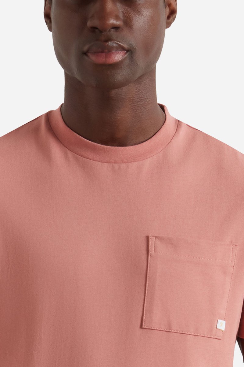 Farah Stacy Pocket Short Sleeve T-Shirt (Varsity Pink) | T-Shirts